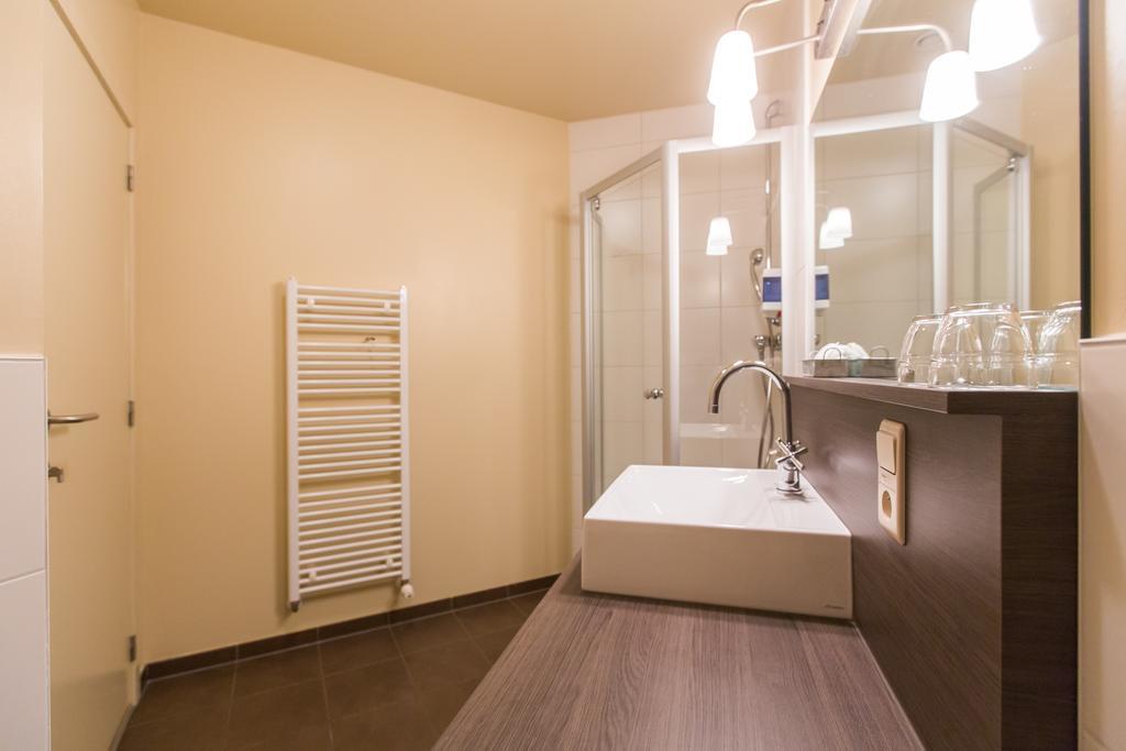 Hotel De Spaenjerd Kinrooi 部屋 写真